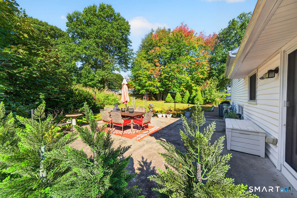 2 Batt Lane East Haven CT 06513