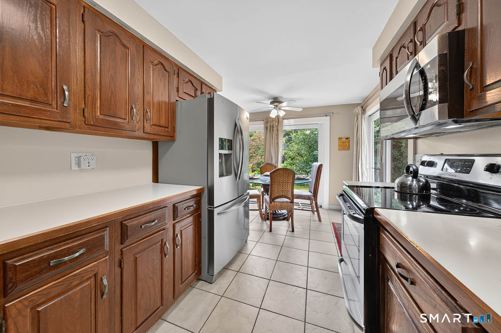 2 Batt Lane East Haven CT 06513