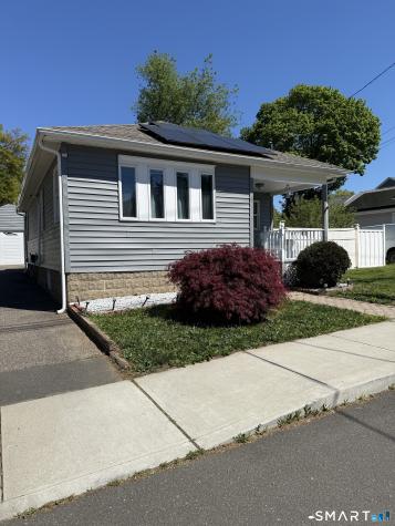 21 Matthews Street Milford CT 06460