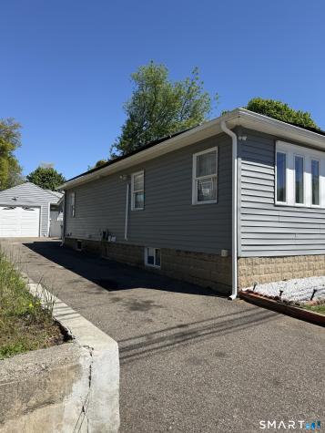 21 Matthews Street Milford CT 06460