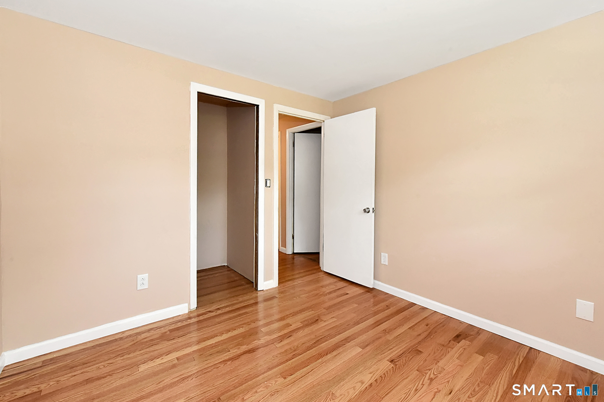 245 Oakwood Drive Fairfield CT 06824