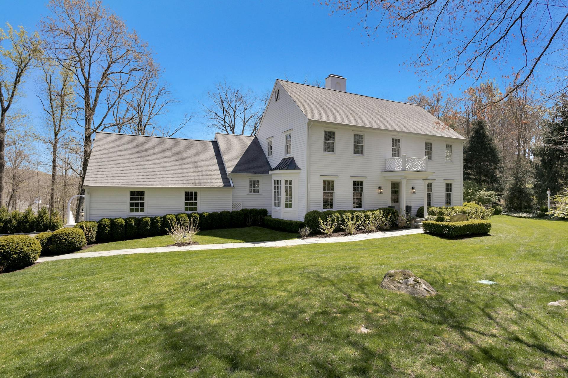 512 Frogtown Road New Canaan CT 06840