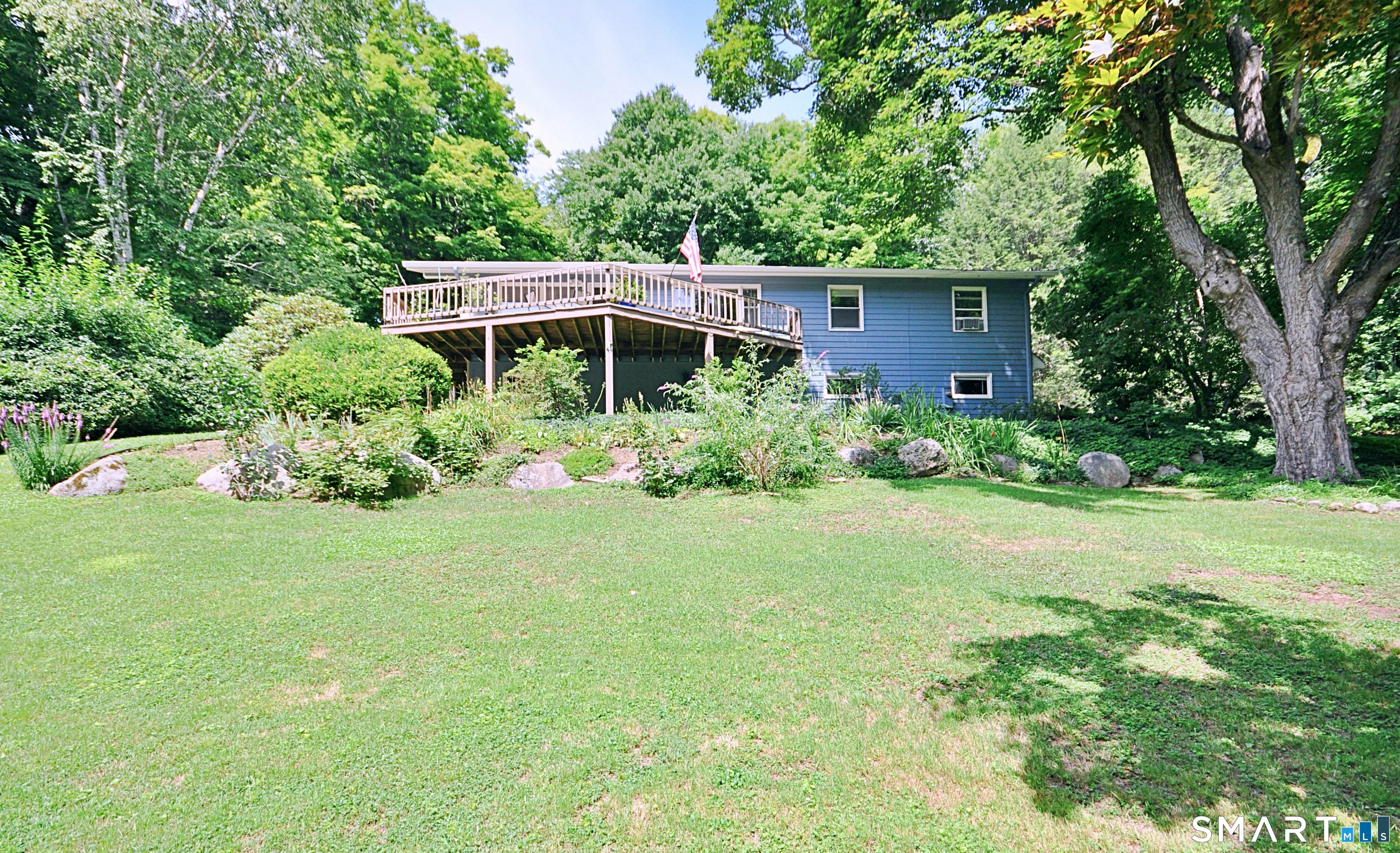 21 Carriage Lane Roxbury CT 06783
