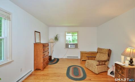 21 Carriage Lane Roxbury CT 06783