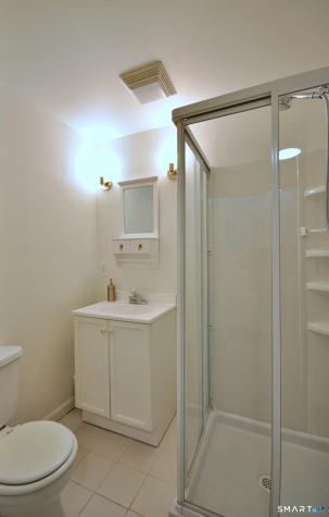 21 Carriage Lane Roxbury CT 06783