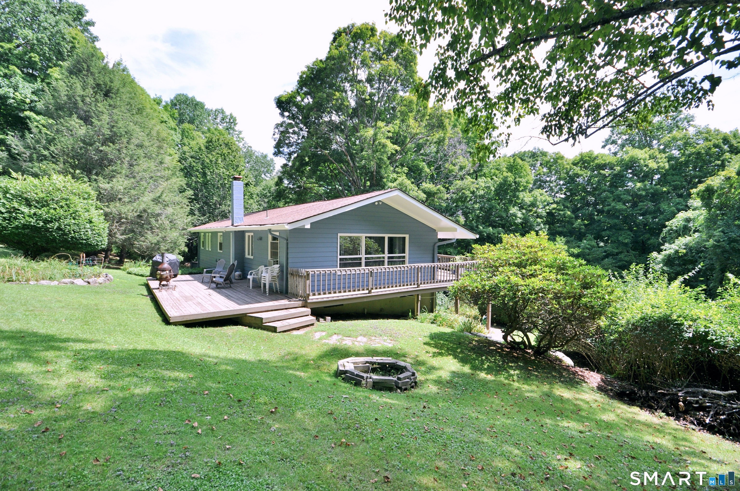21 Carriage Lane Roxbury CT 06783