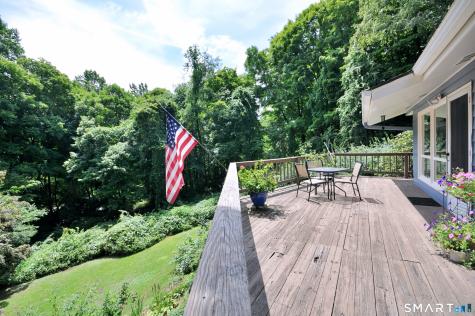 21 Carriage Lane Roxbury CT 06783