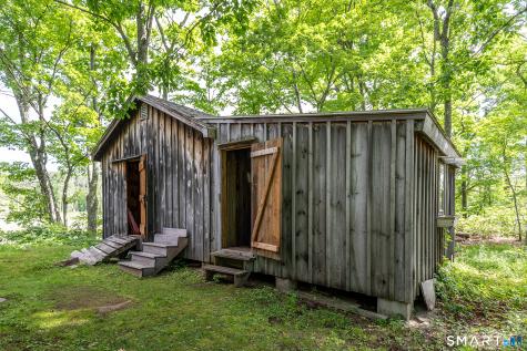 82 Westwoods #2 Road Sharon CT 06069