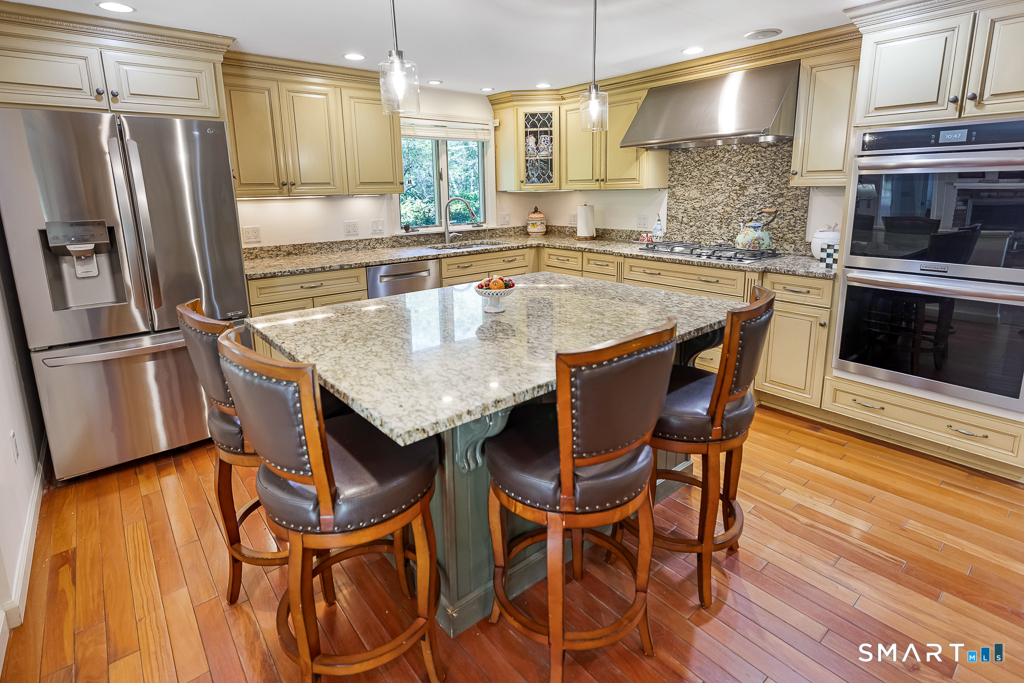 2 Pheasant Hill Lane Old Saybrook CT 06475