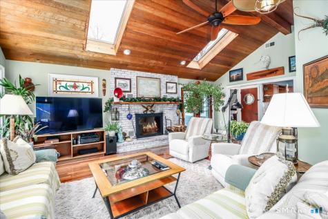 40 Toll House Lane Fairfield CT 06825