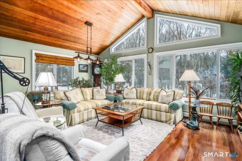 40 Toll House Lane Fairfield CT 06825