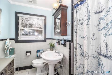 40 Toll House Lane Fairfield CT 06825