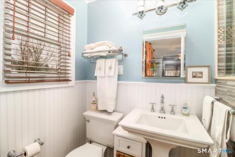 40 Toll House Lane Fairfield CT 06825