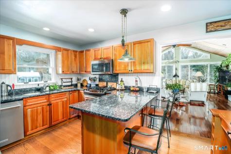 40 Toll House Lane Fairfield CT 06825