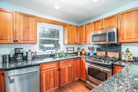 40 Toll House Lane Fairfield CT 06825