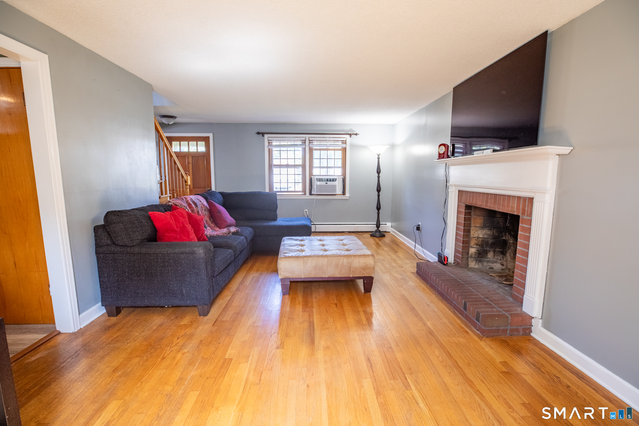 33 Spruce Drive East Hartford CT 06118