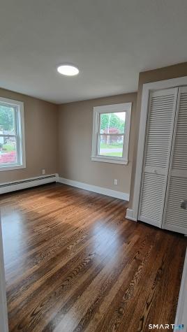 61 Ridgefield Street Meriden CT 06450