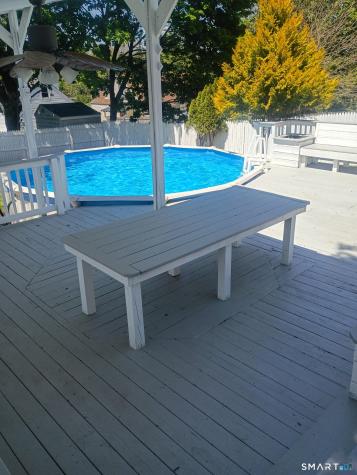 61 Ridgefield Street Meriden CT 06450