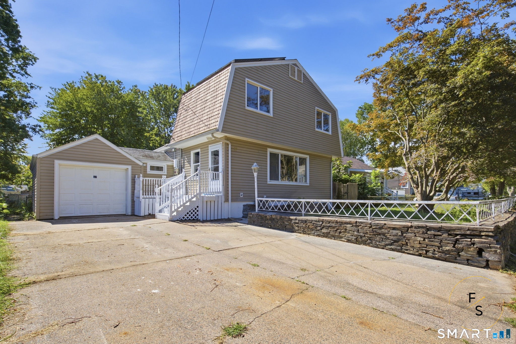 87 Oxford Drive East Hartford CT 06118