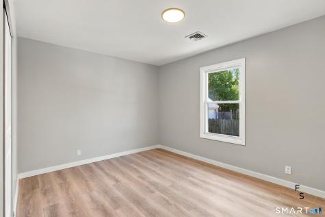 87 Oxford Drive East Hartford CT 06118