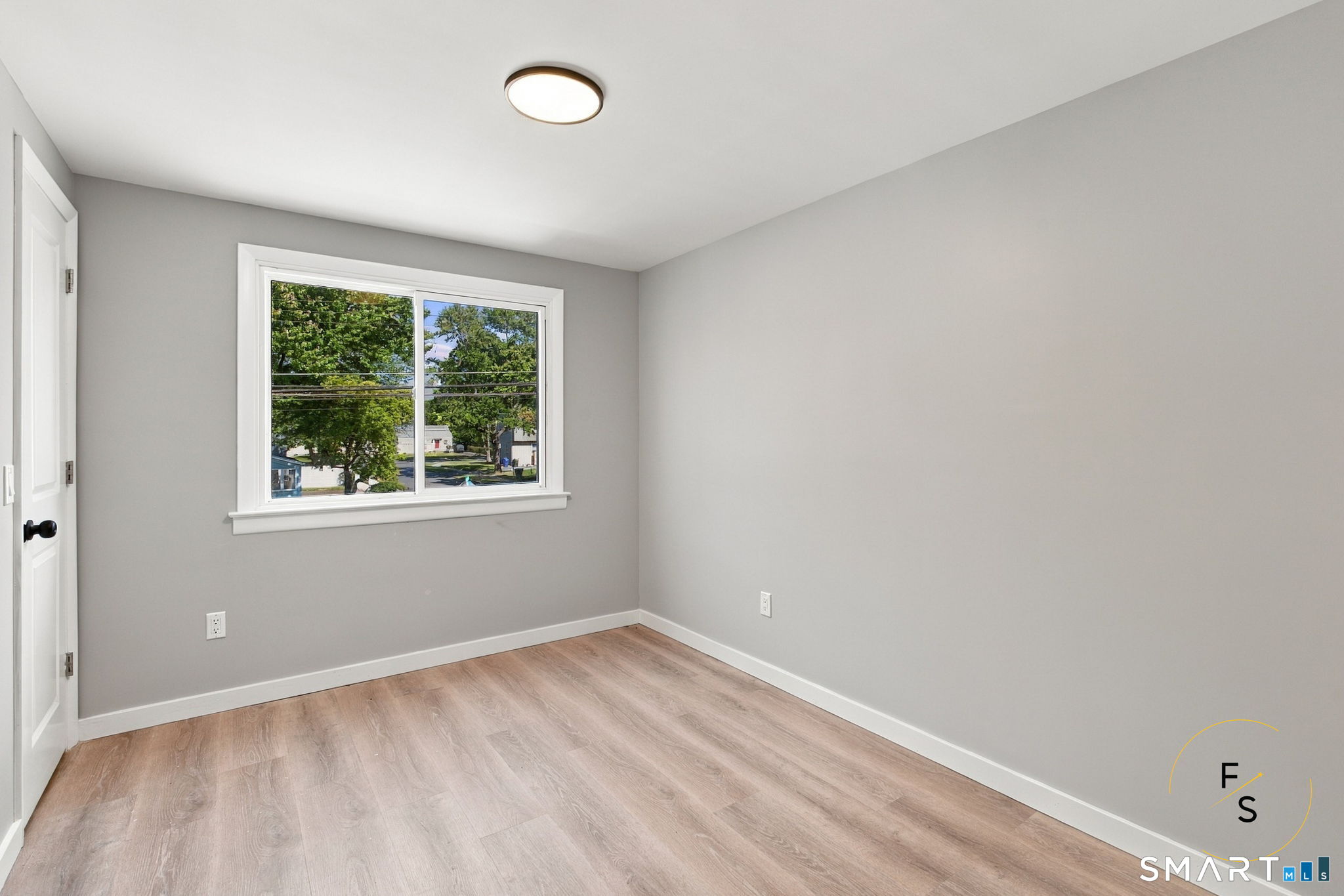87 Oxford Drive East Hartford CT 06118