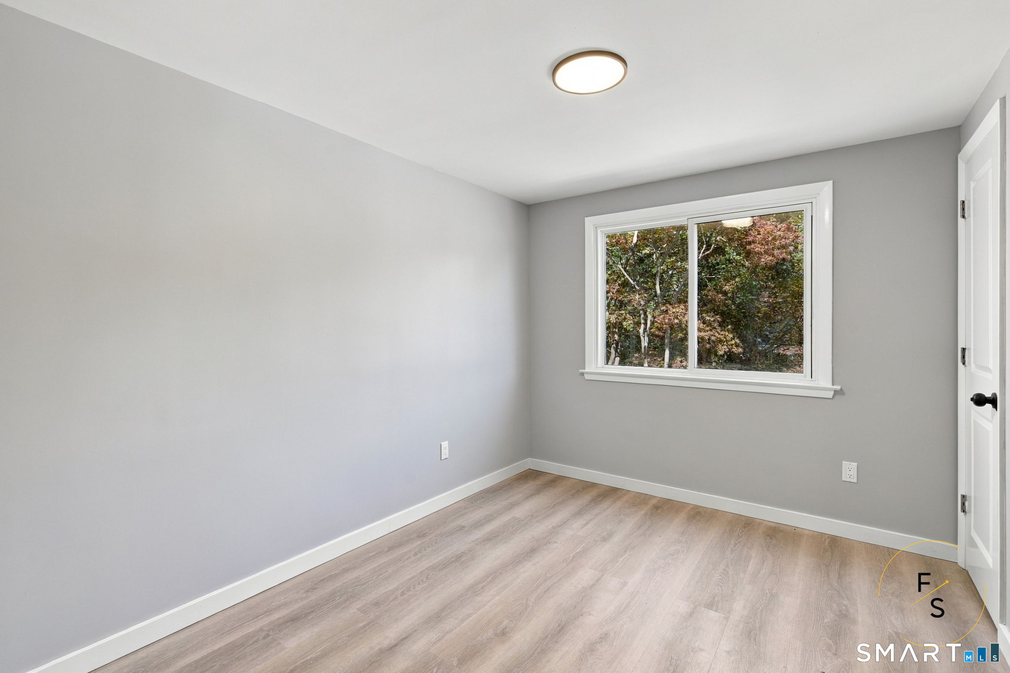 87 Oxford Drive East Hartford CT 06118