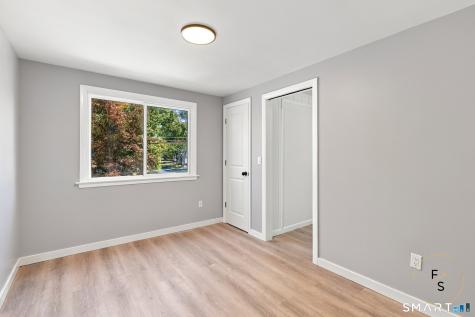 87 Oxford Drive East Hartford CT 06118