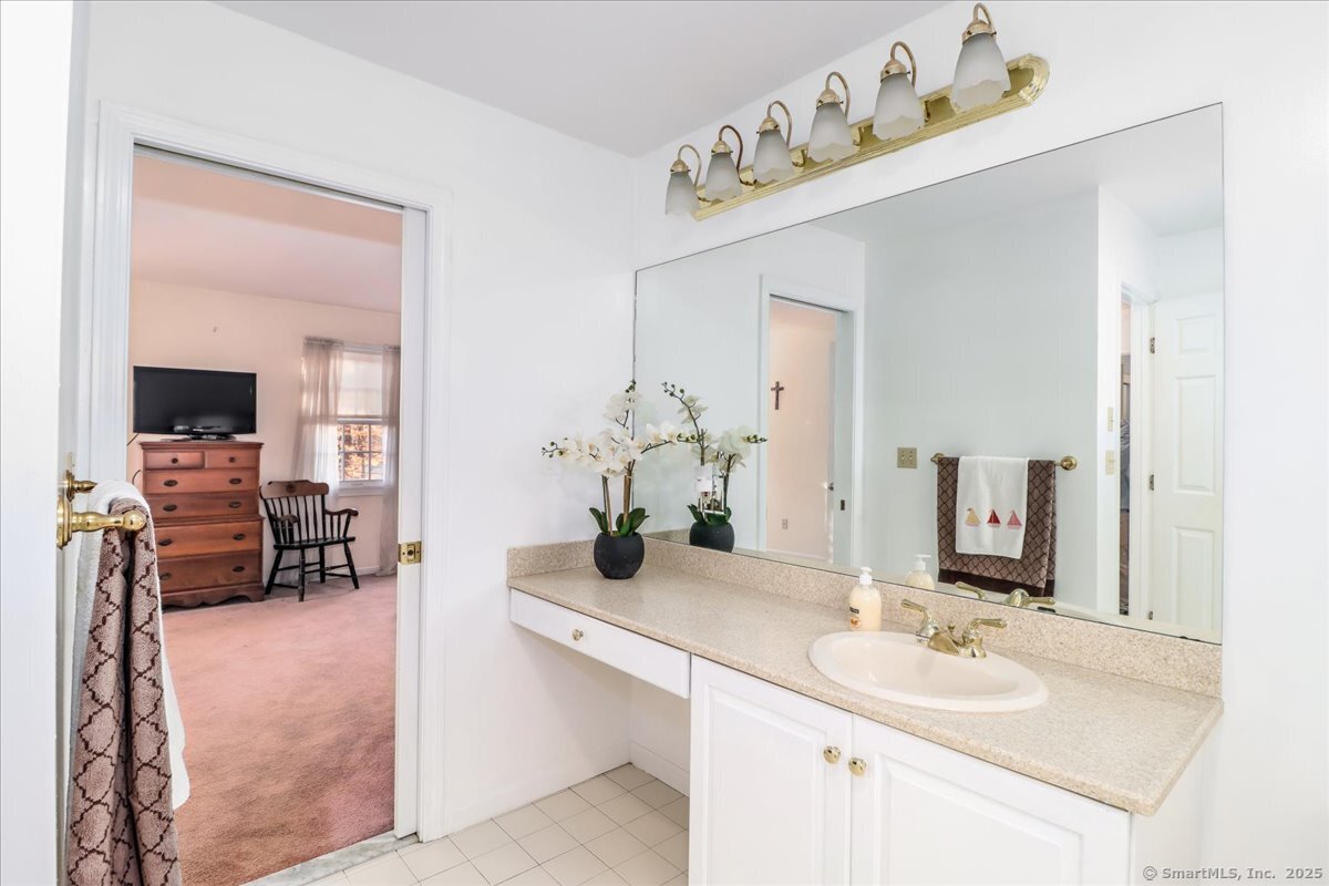 328 South Brooksvale Road Cheshire CT 06410