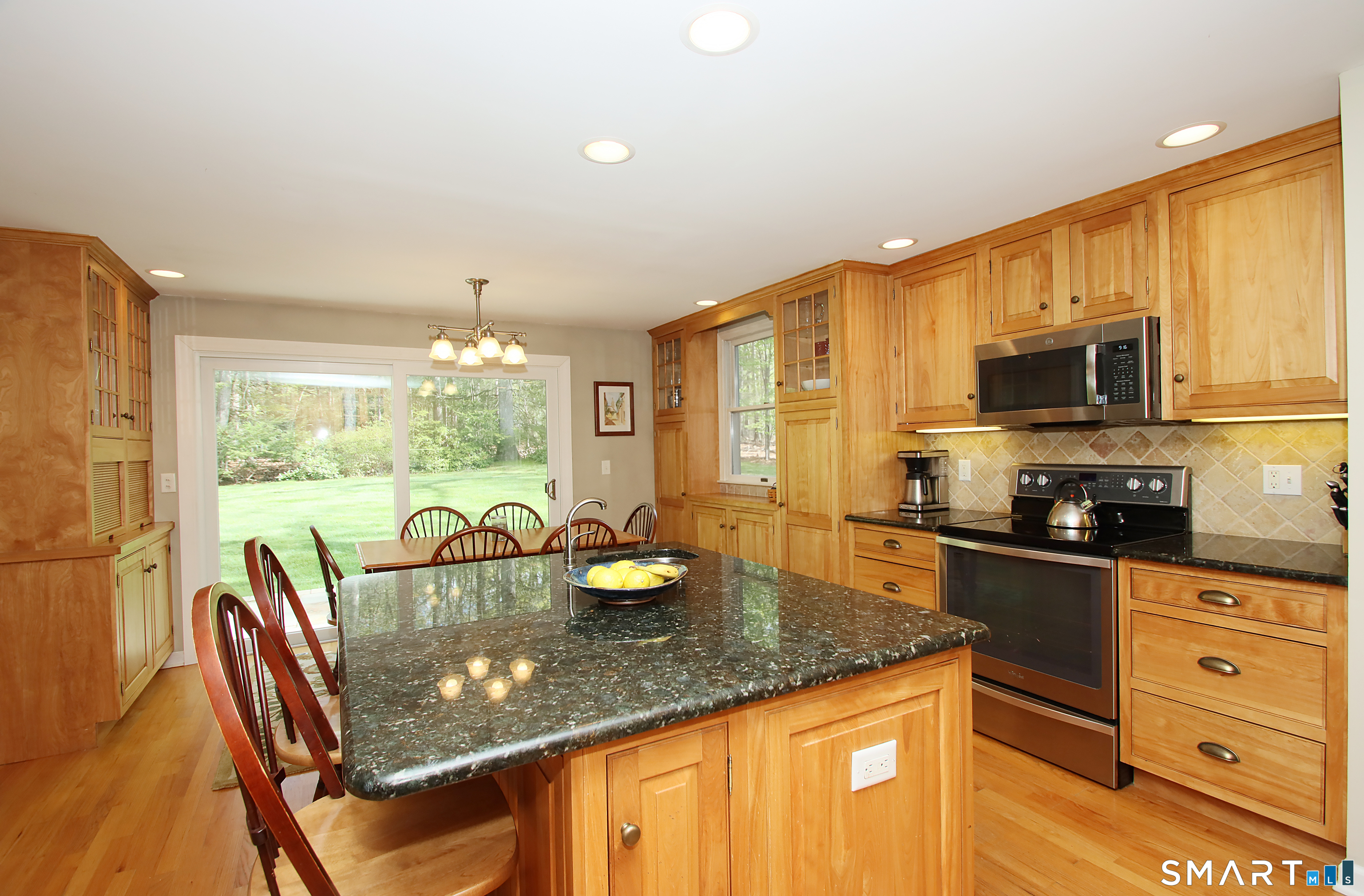 34 Hitchcock Lane Avon CT 06001