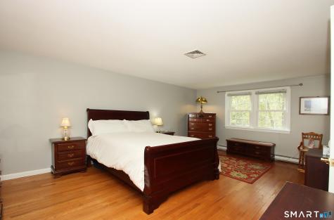 34 Hitchcock Lane Avon CT 06001