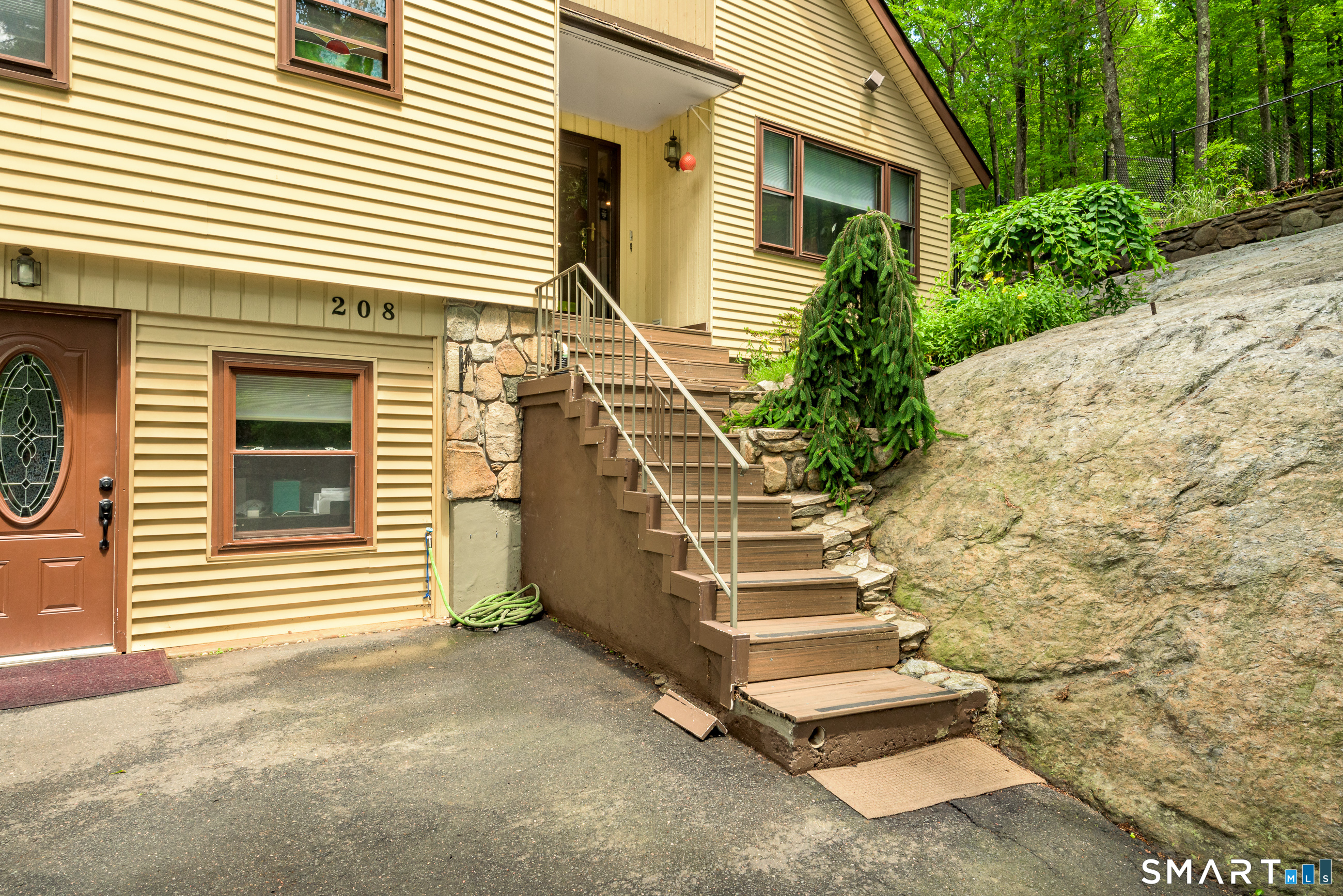 208 Rainbow Trail Vernon CT 06066