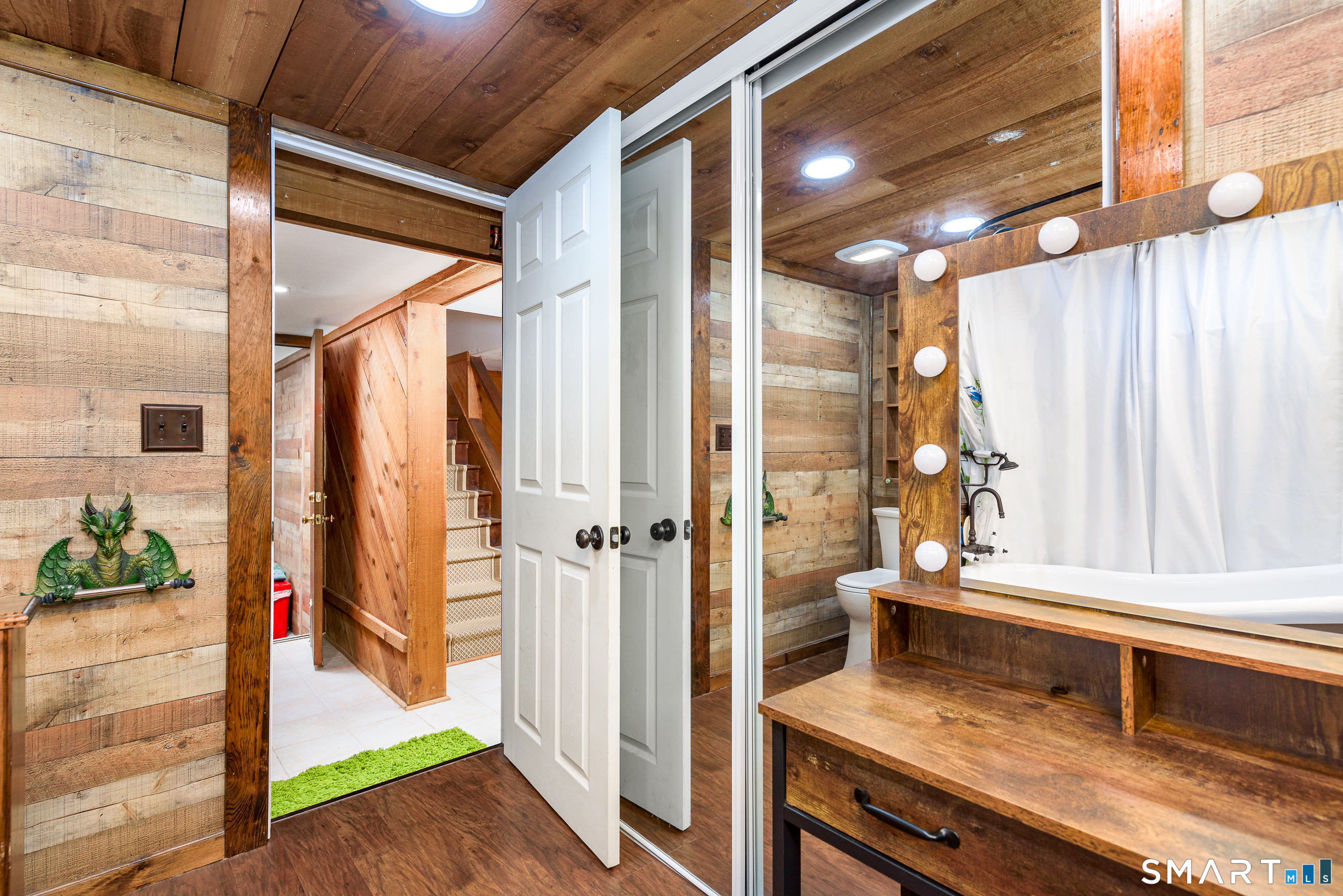 208 Rainbow Trail Vernon CT 06066