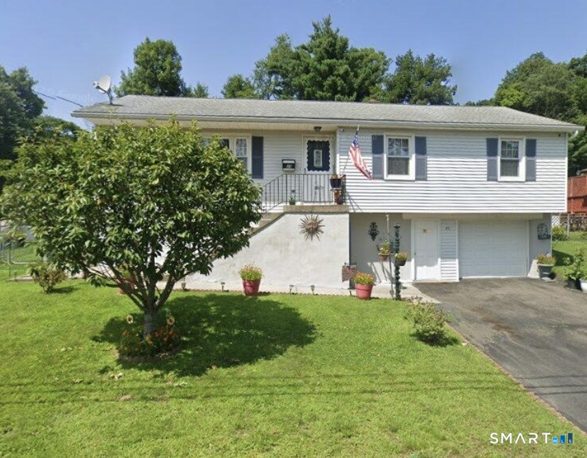 49 Holiday Hill Waterbury CT 06704