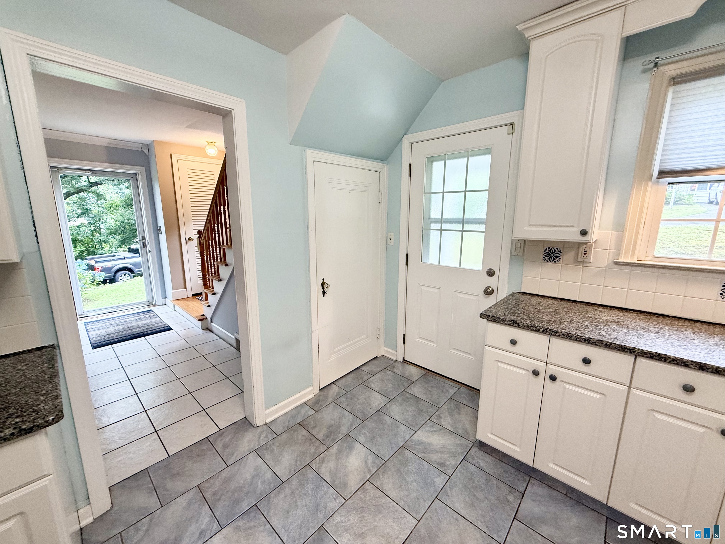5 Knollwood East Terrace Shelton CT 06484
