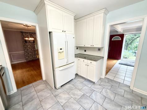 5 Knollwood East Terrace Shelton CT 06484