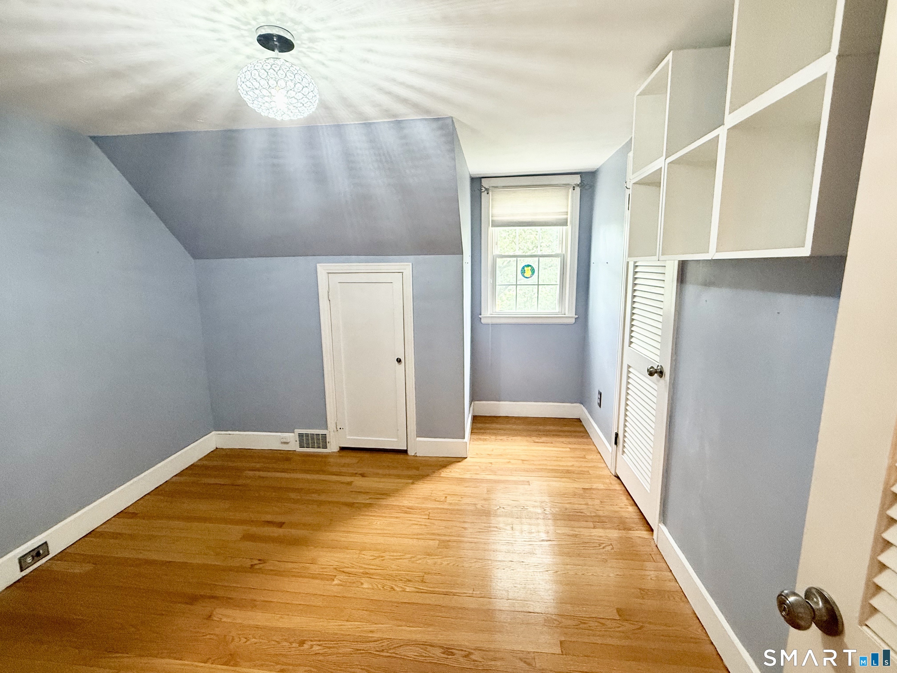 5 Knollwood East Terrace Shelton CT 06484