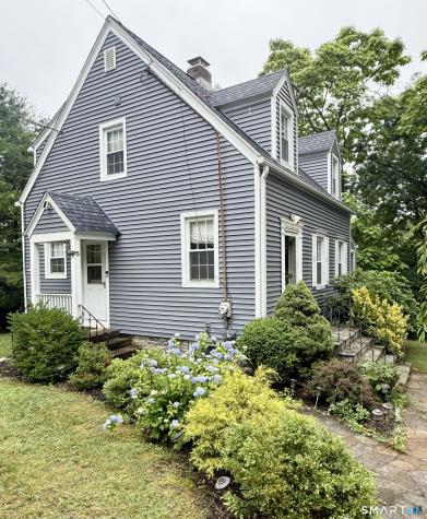 5 Knollwood East Terrace Shelton CT 06484