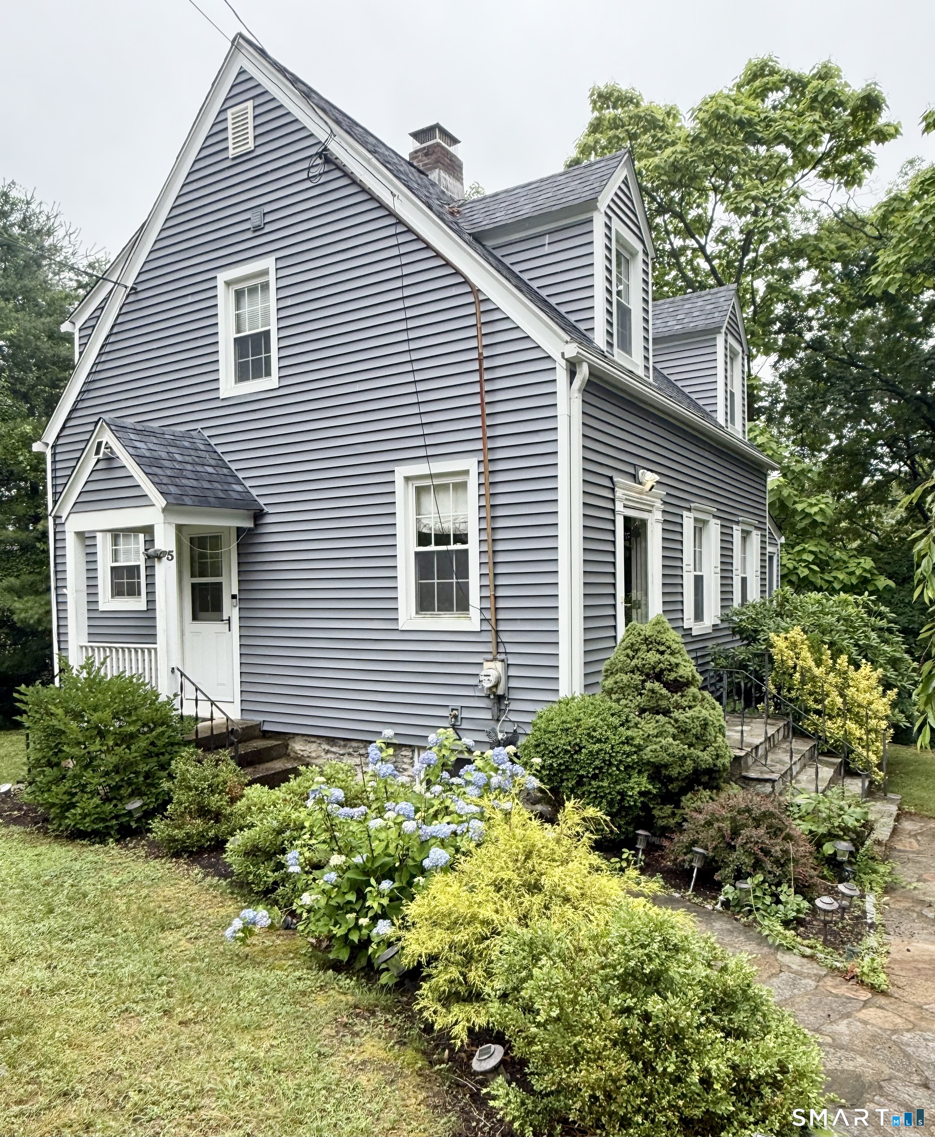 5 Knollwood East Terrace Shelton CT 06484