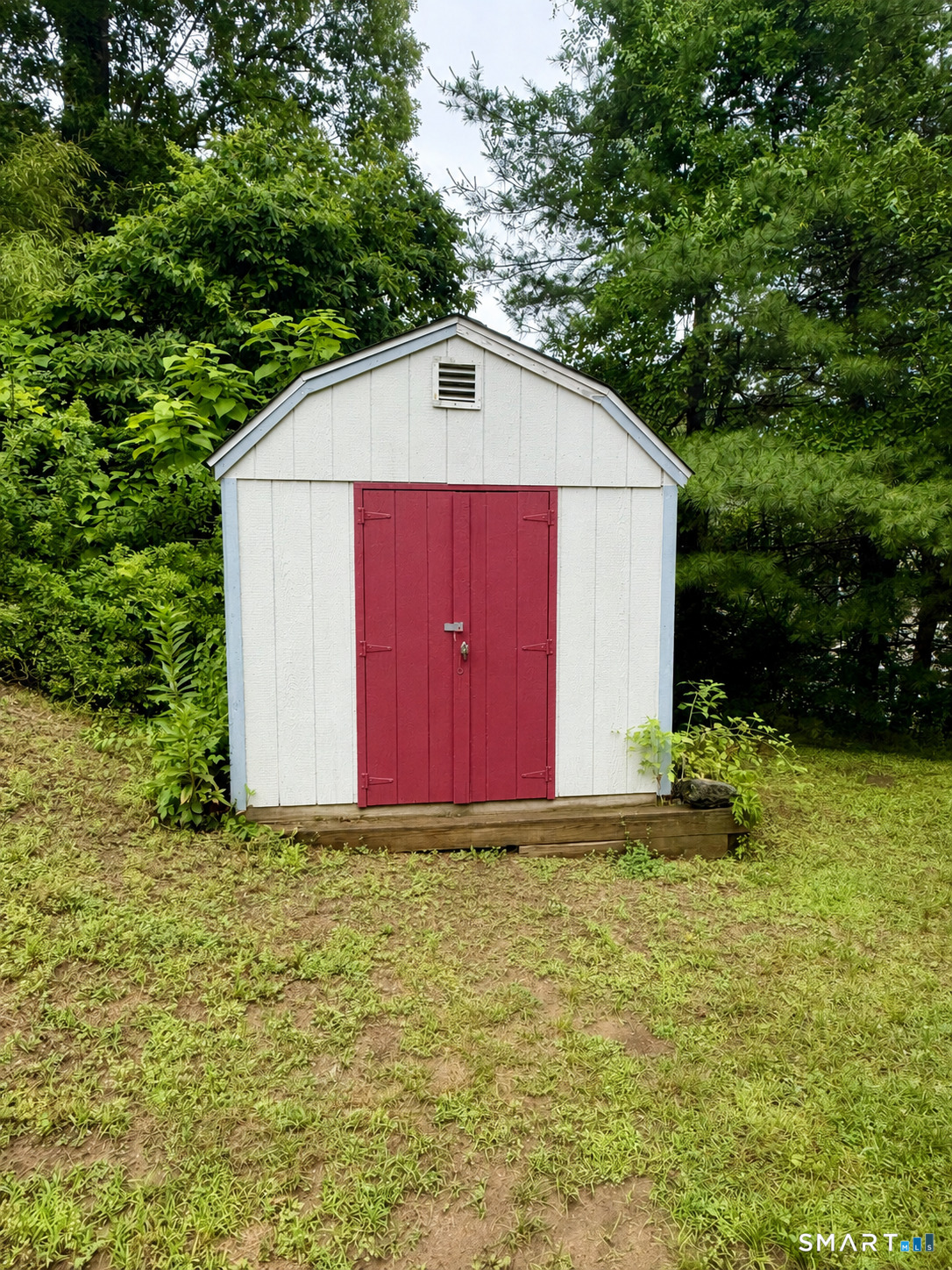 5 Knollwood East Terrace Shelton CT 06484