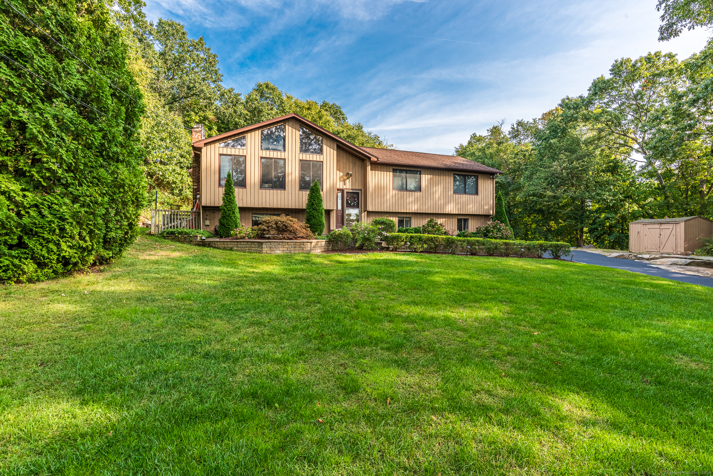 62 Big Horn Road Shelton CT 06484