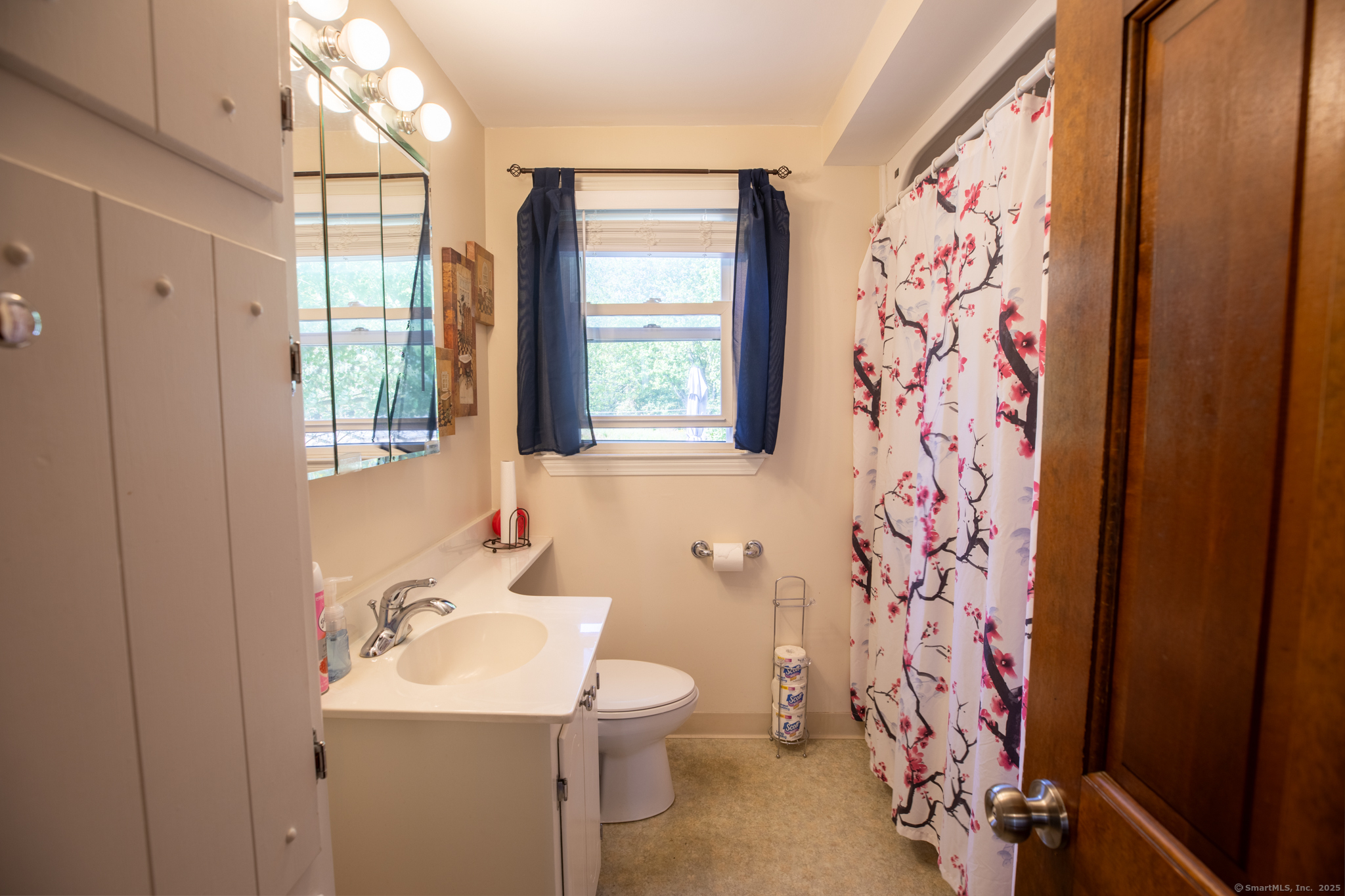 13 Plainfield Street Enfield CT 06082