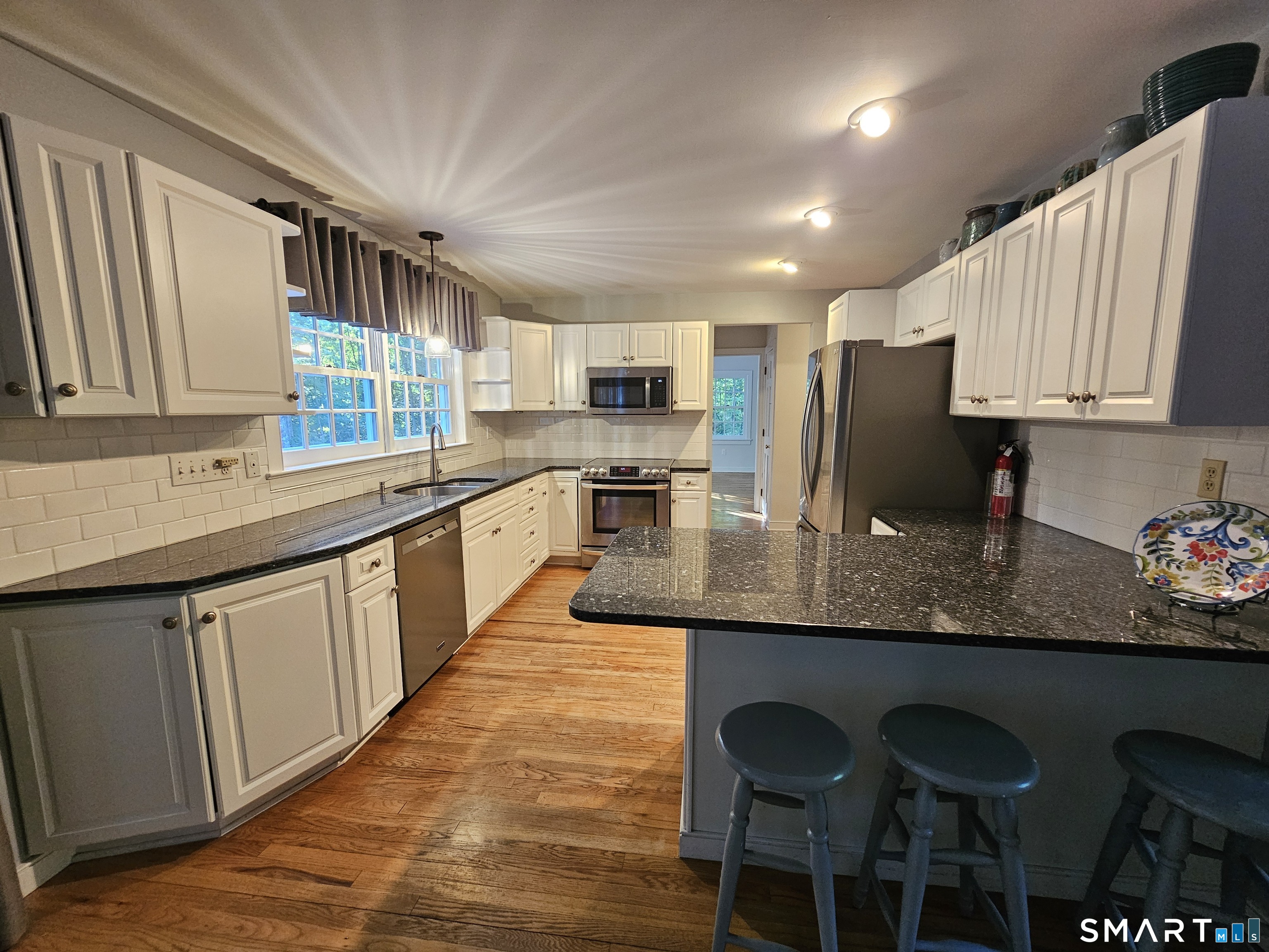 30 Park Road Woodbury CT 06798
