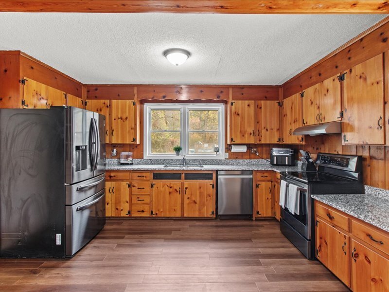 47 Salmon Brook Street Granby CT 06035