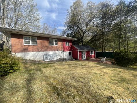 102 West Bridge Street Deep River CT 06417