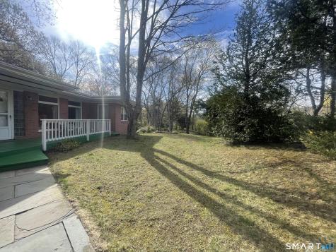102 West Bridge Street Deep River CT 06417