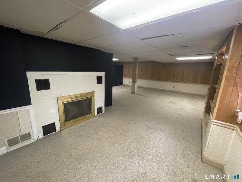 102 West Bridge Street Deep River CT 06417
