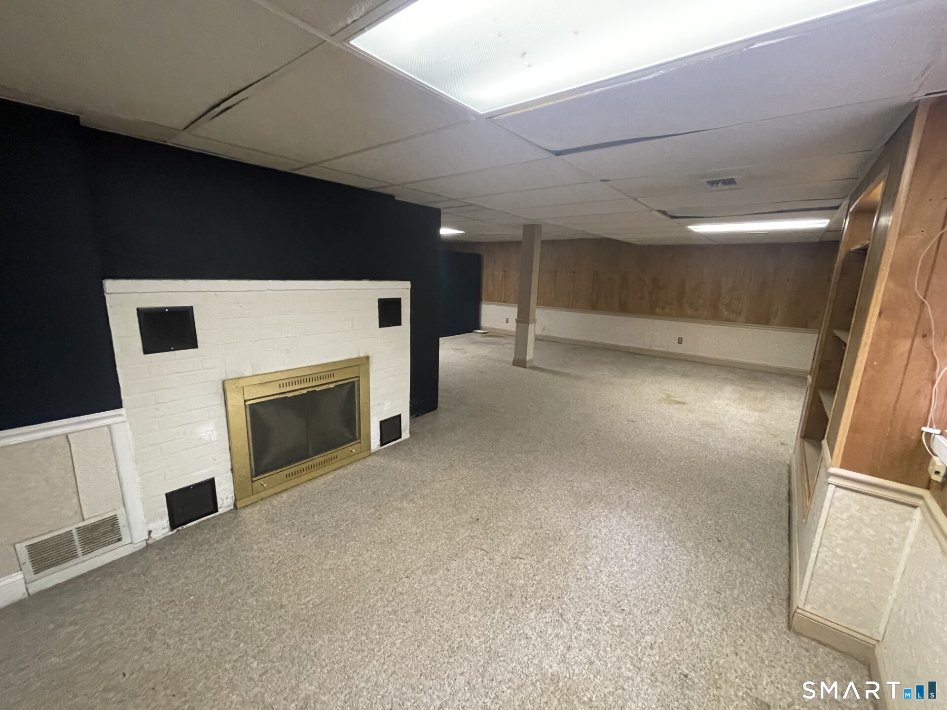 102 West Bridge Street Deep River CT 06417