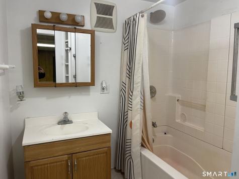 102 West Bridge Street Deep River CT 06417