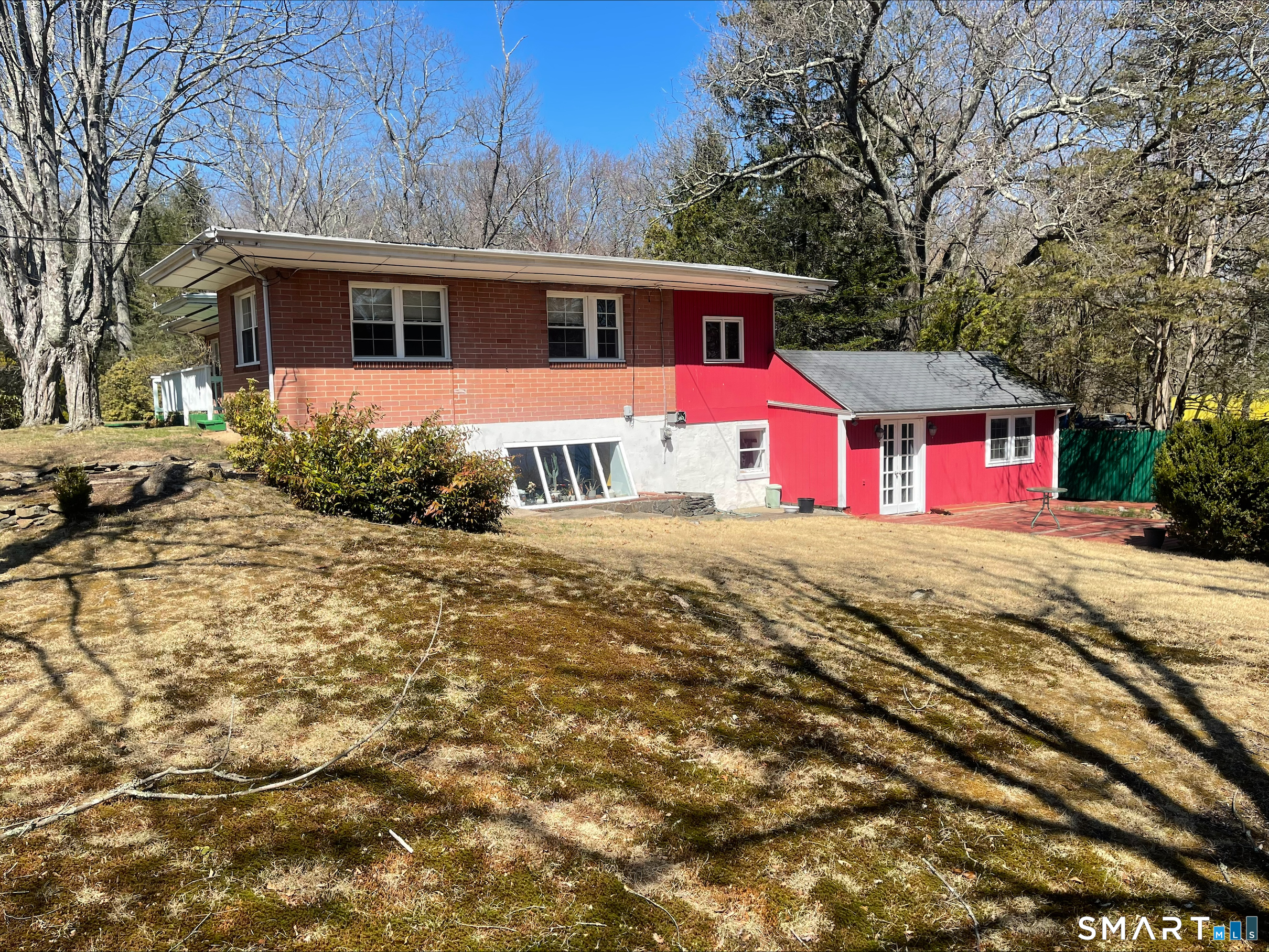 102 West Bridge Street Deep River CT 06417