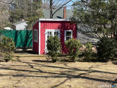102 West Bridge Street Deep River CT 06417